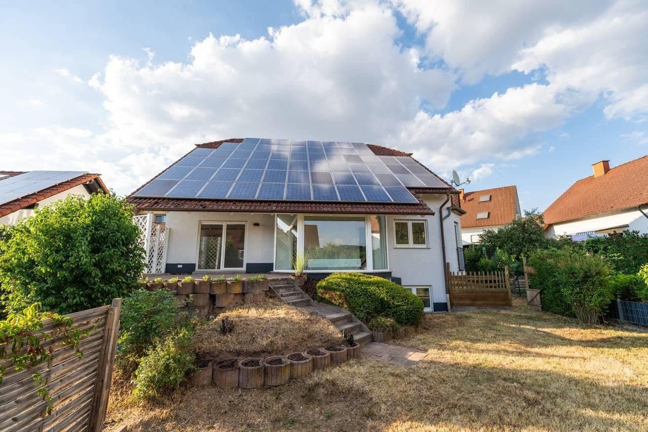 Predaj domu 275 m², pozemok 594 m², Steinwenden, Porýnie-Falcko Predaj domu 275 m², pozemok 594 m², Steinwenden, Porýnie-Falcko