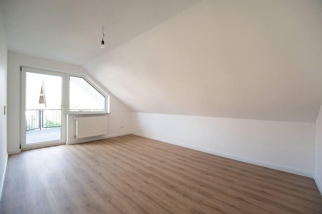 Predaj domu 275 m², pozemok 594 m², Steinwenden, Porýnie-Falcko Predaj domu 275 m², pozemok 594 m², Steinwenden, Porýnie-Falcko