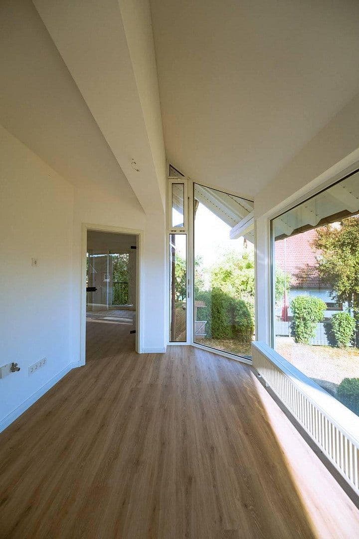 Predaj domu 275 m², pozemok 594 m², Steinwenden, Porýnie-Falcko Predaj domu 275 m², pozemok 594 m², Steinwenden, Porýnie-Falcko