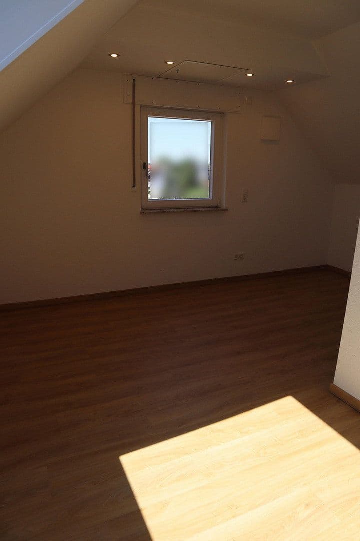 Prenájom domu 125 m², pozemok 311 m², Gerstetten, Bádensko-Wurttembersko Prenájom domu 125 m², pozemok 311 m², Gerstetten, Bádensko-Wurttembersko