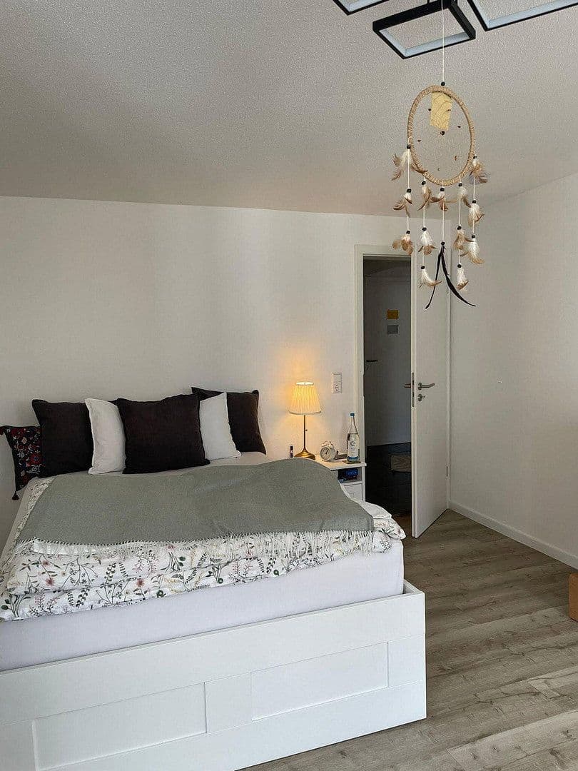 Prenájom bytu 3-izbový 89 m², Sigmaringen, Bádensko-Wurttembersko Prenájom bytu 3-izbový 89 m², Sigmaringen, Bádensko-Wurttembersko