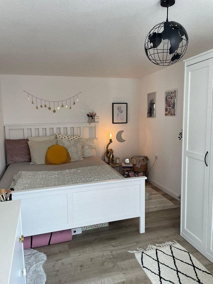 Prenájom bytu 3-izbový 89 m², Sigmaringen, Bádensko-Wurttembersko Prenájom bytu 3-izbový 89 m², Sigmaringen, Bádensko-Wurttembersko