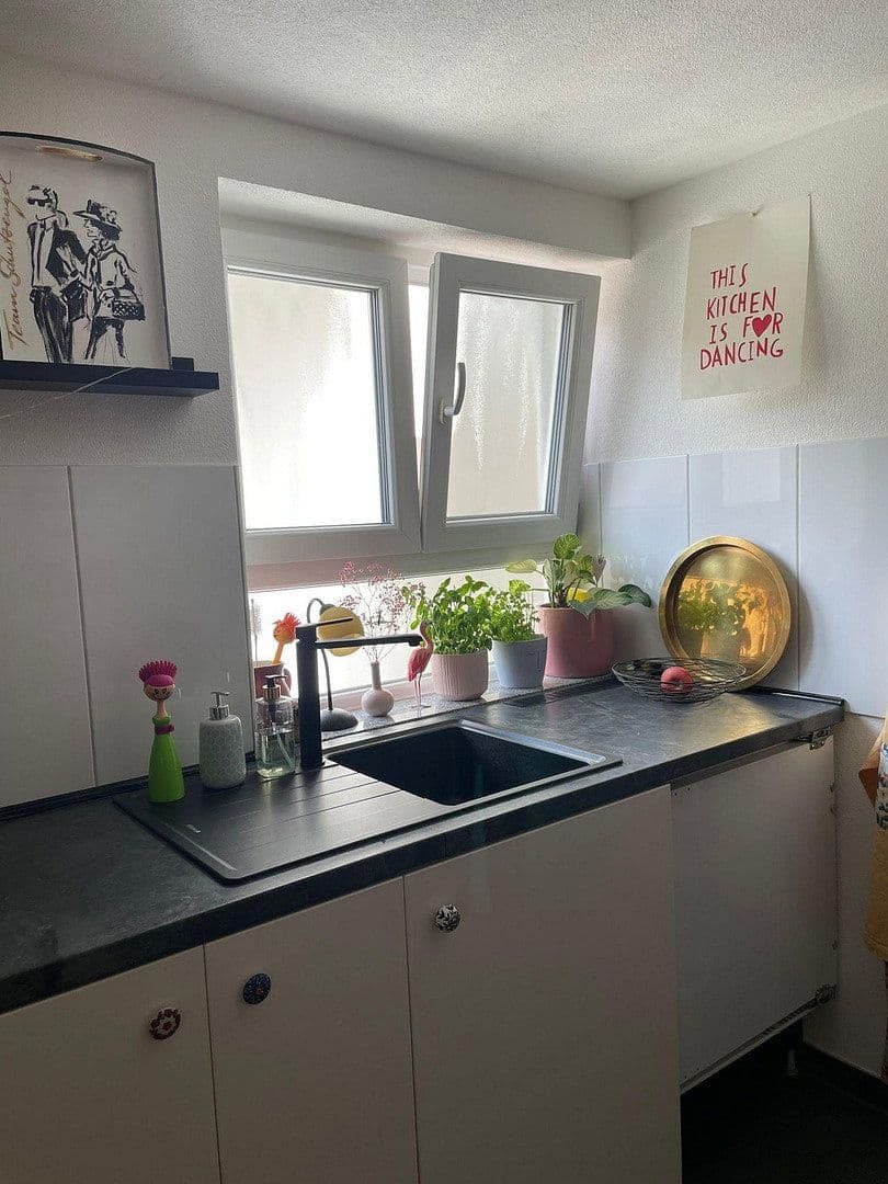 Prenájom bytu 3-izbový 89 m², Sigmaringen, Bádensko-Wurttembersko Prenájom bytu 3-izbový 89 m², Sigmaringen, Bádensko-Wurttembersko