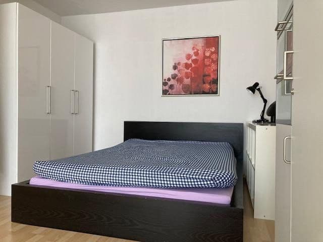 Prenájom bytu 1-izbový 43 m², Krumme Str. 75, Berlin, Berlín Prenájom bytu 1-izbový 43 m², Krumme Str. 75, Berlin, Berlín