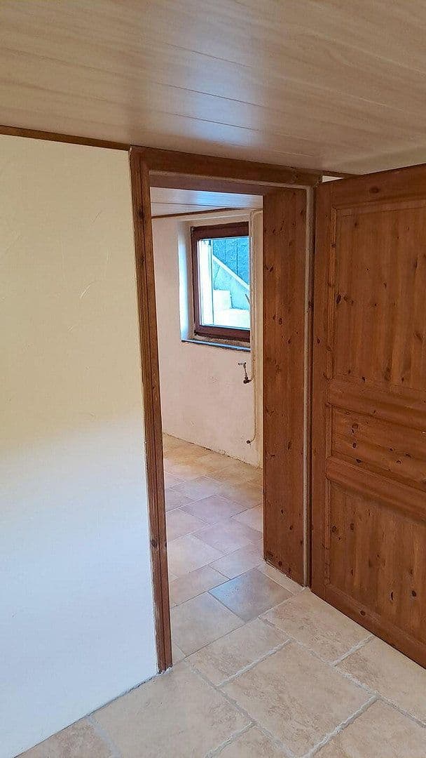 Predaj domu 300 m², pozemok 700 m², Bad Endbach, Hesensko Predaj domu 300 m², pozemok 700 m², Bad Endbach, Hesensko