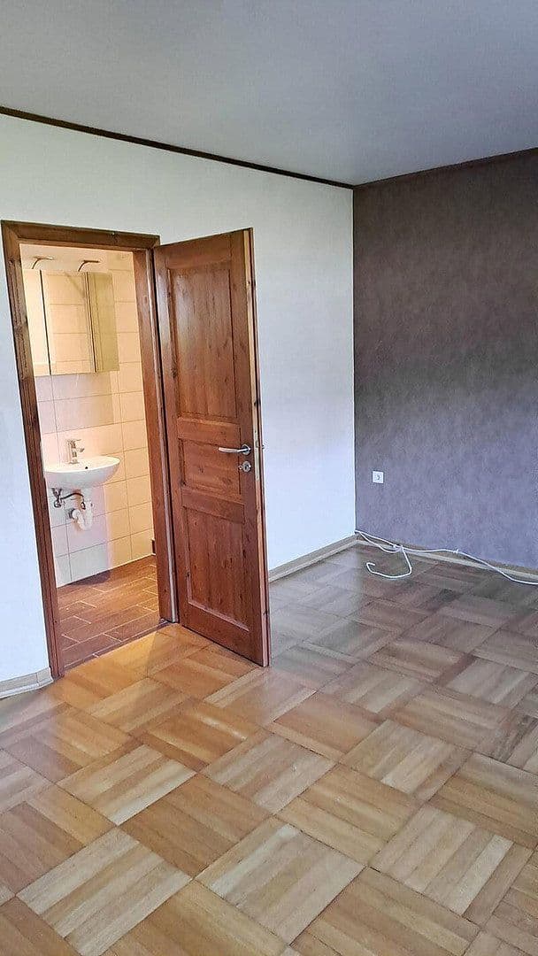 Predaj domu 300 m², pozemok 700 m², Bad Endbach, Hesensko Predaj domu 300 m², pozemok 700 m², Bad Endbach, Hesensko