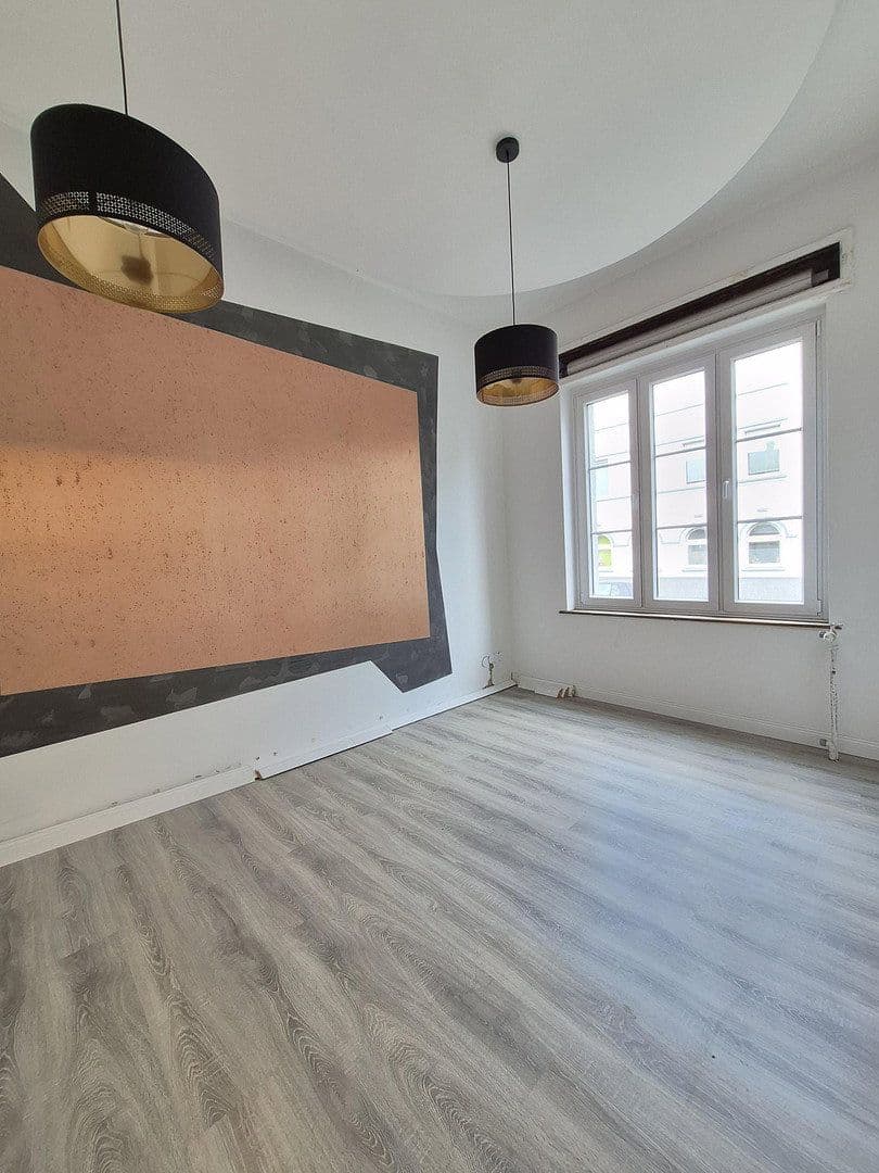 Predaj domu 316 m², pozemok 278 m², Krefeld, Severné Porýnie - Westfálsko Predaj domu 316 m², pozemok 278 m², Krefeld, Severné Porýnie - Westfálsko