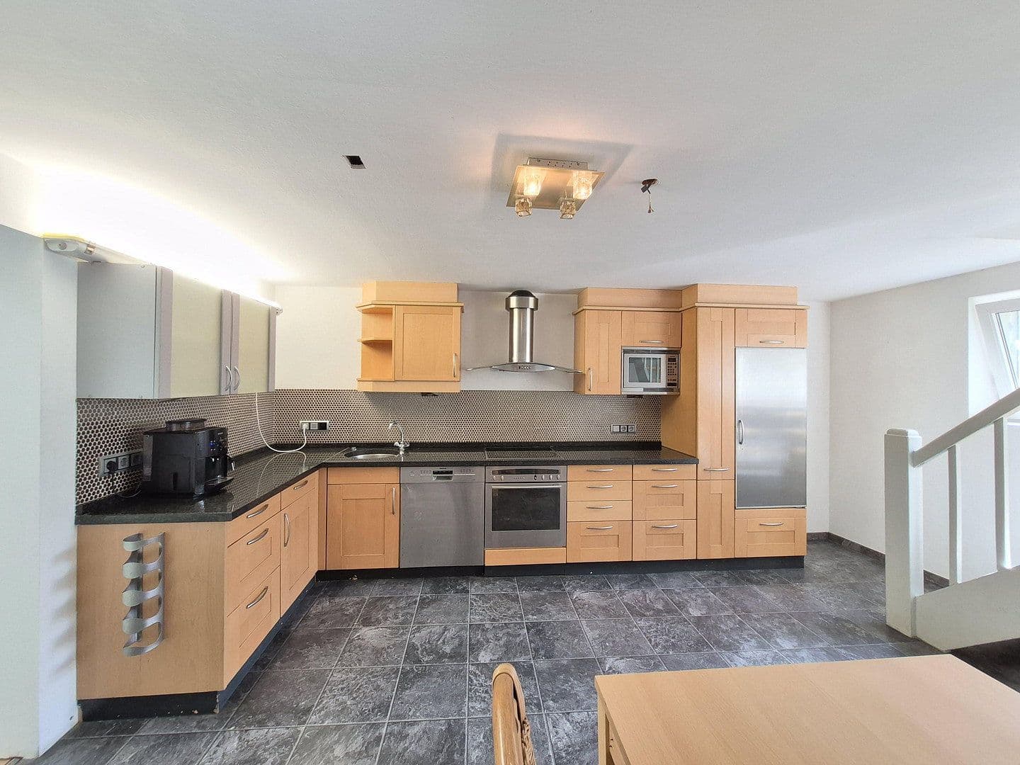 Predaj domu 316 m², pozemok 278 m², Krefeld, Severné Porýnie - Westfálsko Predaj domu 316 m², pozemok 278 m², Krefeld, Severné Porýnie - Westfálsko