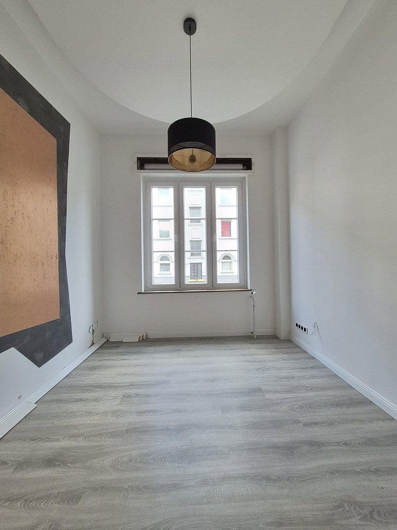 Predaj domu 316 m², pozemok 278 m², Krefeld, Severné Porýnie - Westfálsko Predaj domu 316 m², pozemok 278 m², Krefeld, Severné Porýnie - Westfálsko