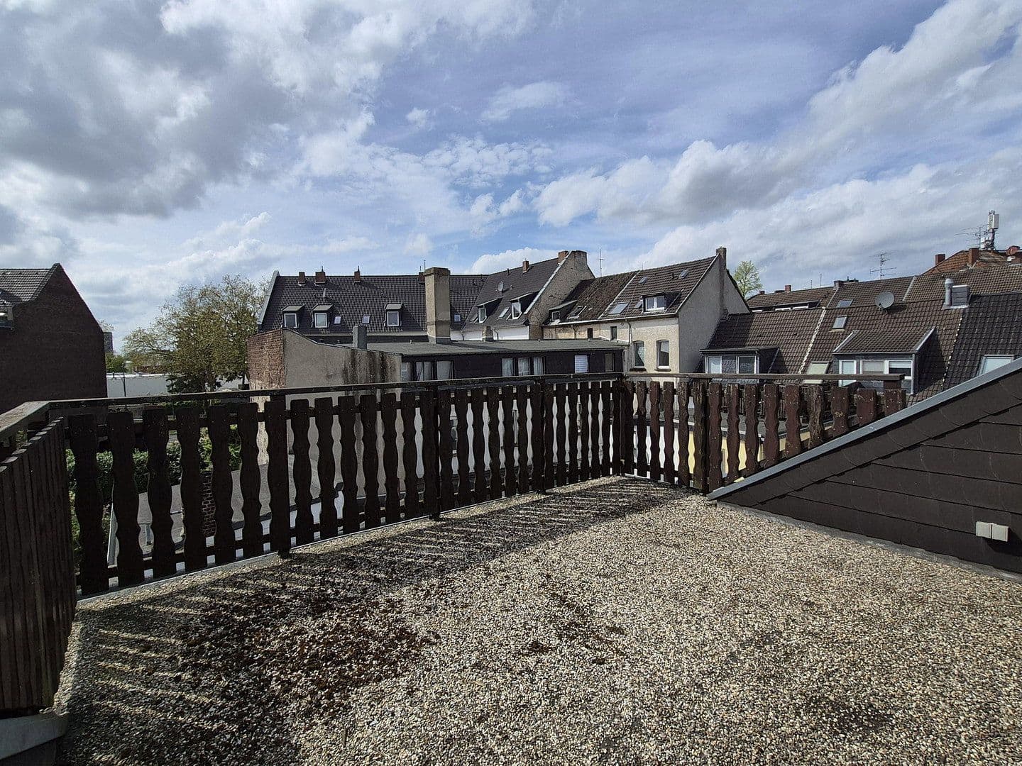 Predaj domu 316 m², pozemok 278 m², Krefeld, Severné Porýnie - Westfálsko Predaj domu 316 m², pozemok 278 m², Krefeld, Severné Porýnie - Westfálsko