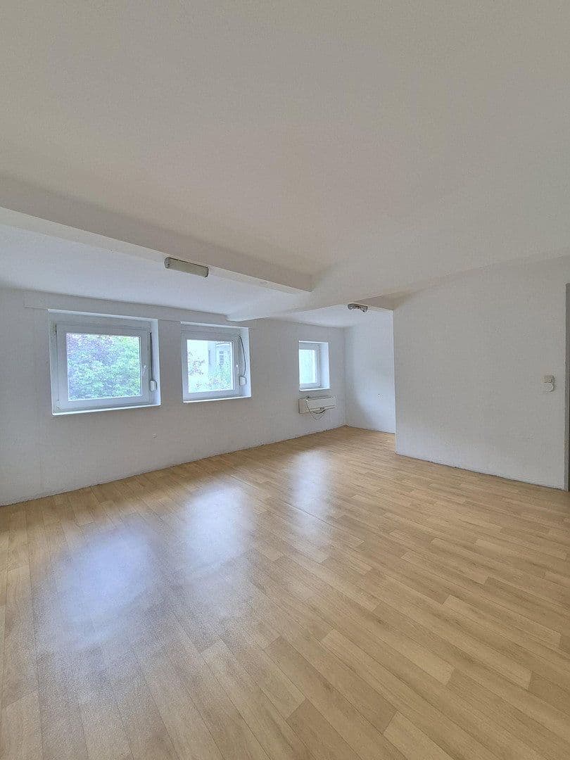 Predaj domu 316 m², pozemok 278 m², Krefeld, Severné Porýnie - Westfálsko Predaj domu 316 m², pozemok 278 m², Krefeld, Severné Porýnie - Westfálsko