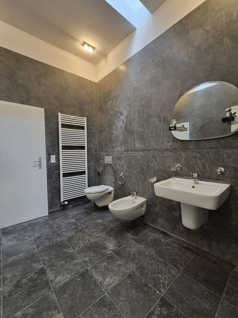 Predaj domu 316 m², pozemok 278 m², Krefeld, Severné Porýnie - Westfálsko Predaj domu 316 m², pozemok 278 m², Krefeld, Severné Porýnie - Westfálsko