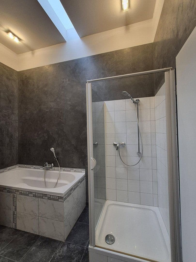 Predaj domu 316 m², pozemok 278 m², Krefeld, Severné Porýnie - Westfálsko Predaj domu 316 m², pozemok 278 m², Krefeld, Severné Porýnie - Westfálsko