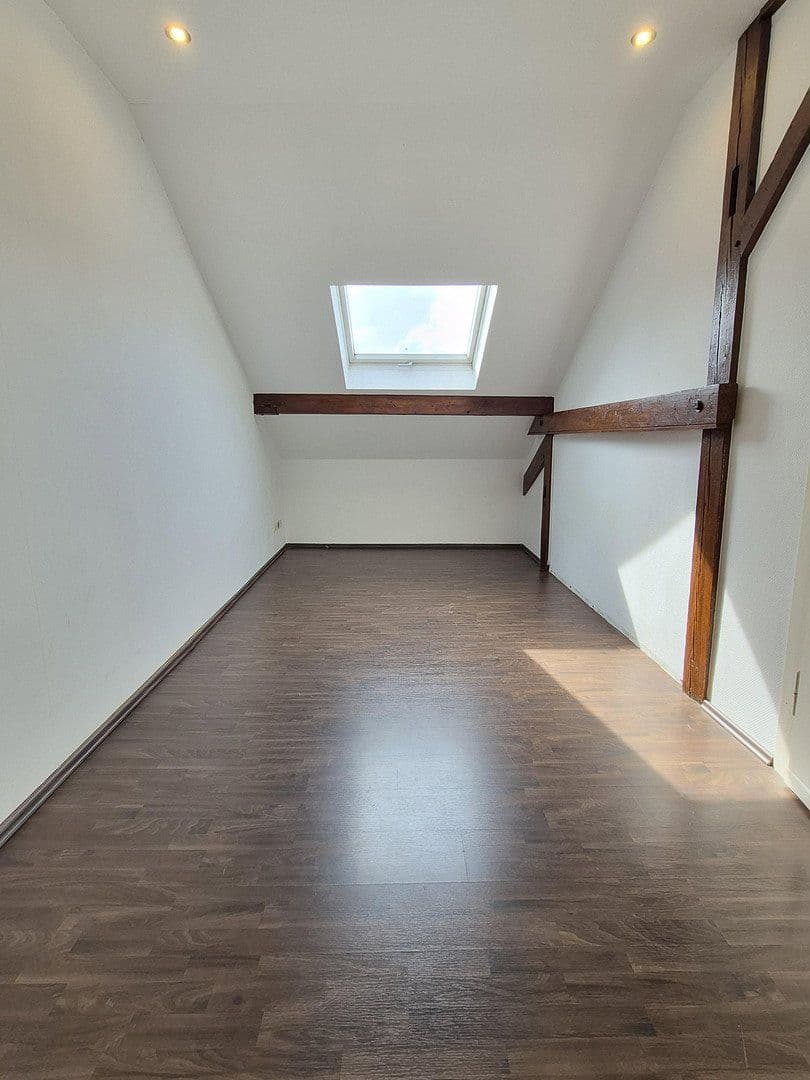 Predaj domu 316 m², pozemok 278 m², Krefeld, Severné Porýnie - Westfálsko Predaj domu 316 m², pozemok 278 m², Krefeld, Severné Porýnie - Westfálsko