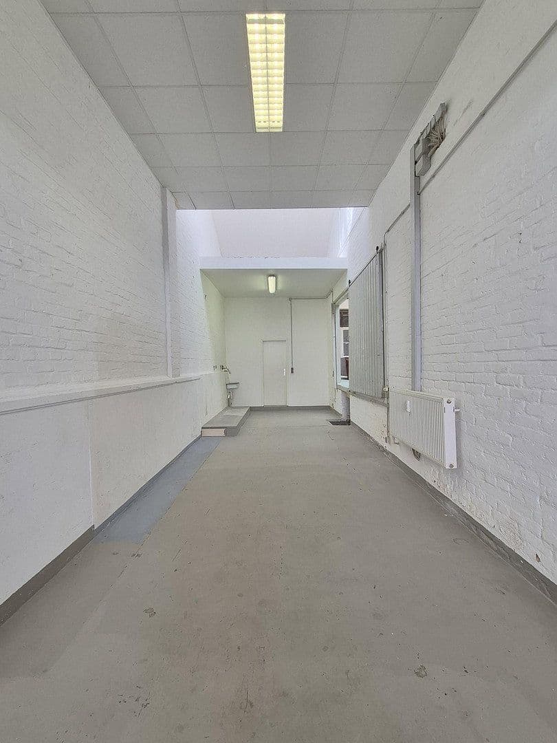 Predaj domu 316 m², pozemok 278 m², Krefeld, Severné Porýnie - Westfálsko Predaj domu 316 m², pozemok 278 m², Krefeld, Severné Porýnie - Westfálsko