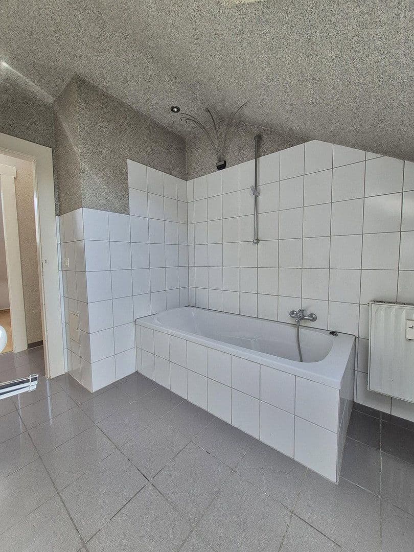 Predaj domu 316 m², pozemok 278 m², Krefeld, Severné Porýnie - Westfálsko Predaj domu 316 m², pozemok 278 m², Krefeld, Severné Porýnie - Westfálsko