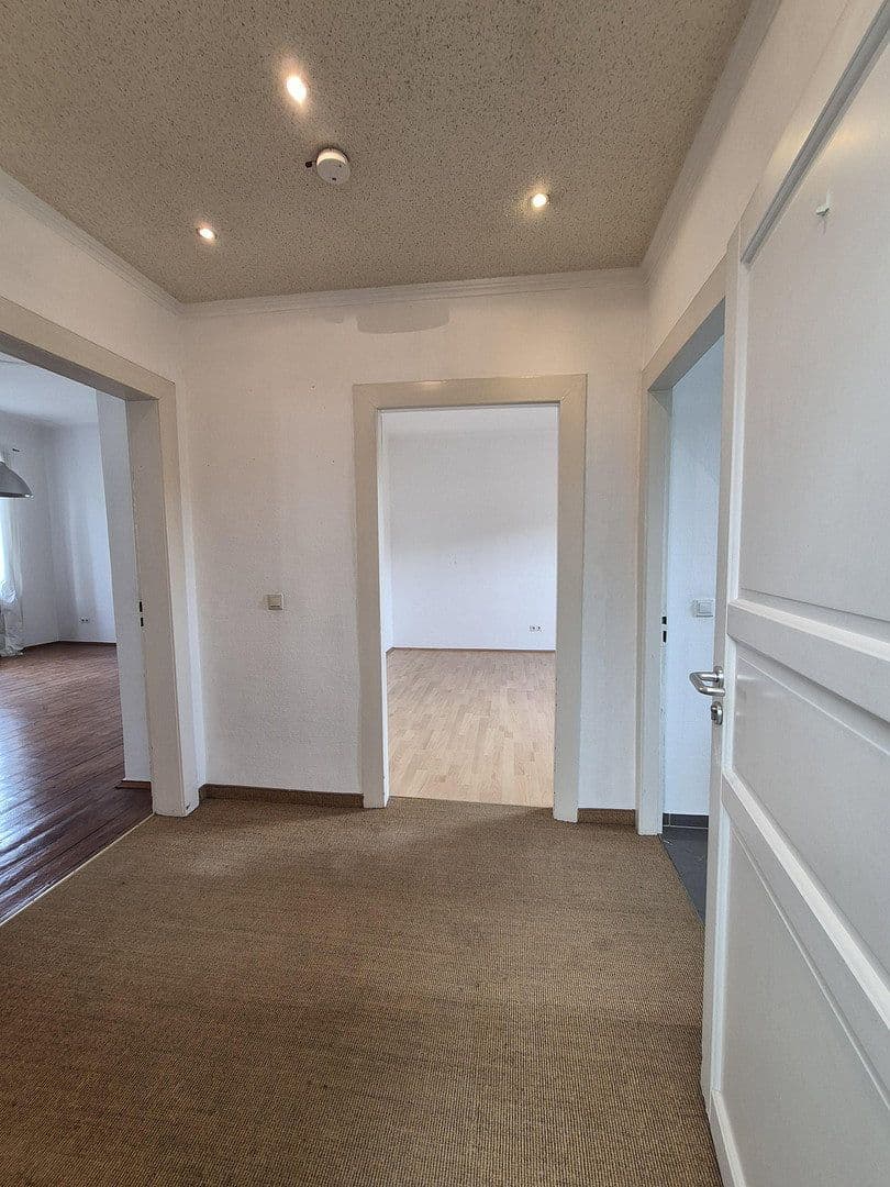 Predaj domu 316 m², pozemok 278 m², Krefeld, Severné Porýnie - Westfálsko Predaj domu 316 m², pozemok 278 m², Krefeld, Severné Porýnie - Westfálsko
