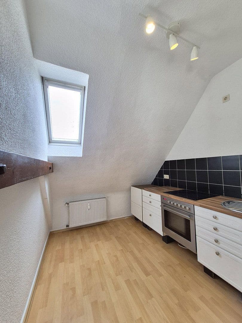 Predaj domu 316 m², pozemok 278 m², Krefeld, Severné Porýnie - Westfálsko Predaj domu 316 m², pozemok 278 m², Krefeld, Severné Porýnie - Westfálsko