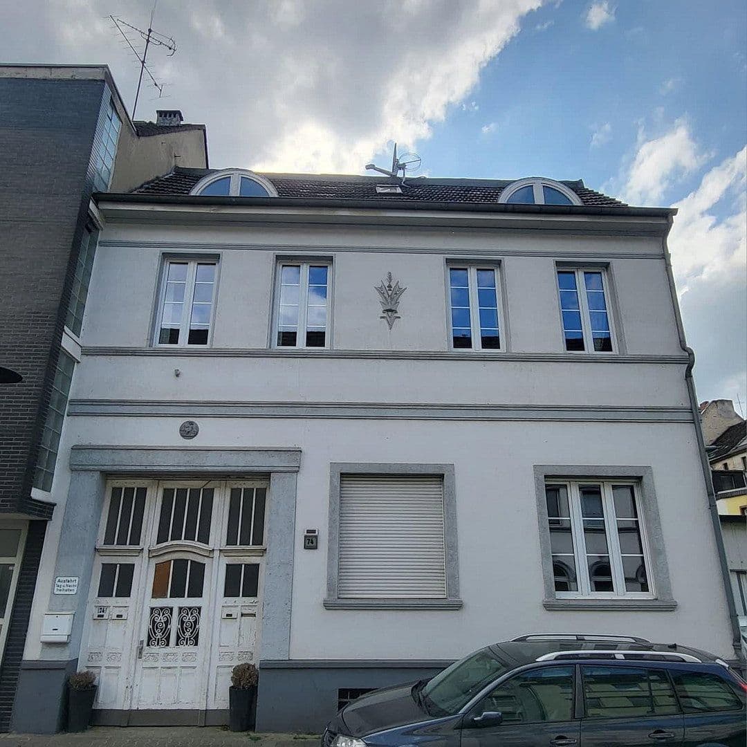 Predaj domu 316 m², pozemok 278 m², Krefeld, Severné Porýnie - Westfálsko Predaj domu 316 m², pozemok 278 m², Krefeld, Severné Porýnie - Westfálsko