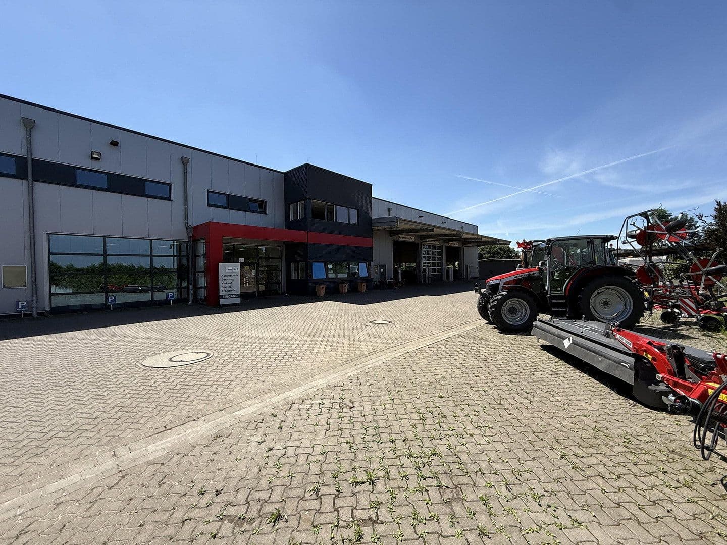 Predaj nebytového priestoru 25.499 m², An der Bundesstraße 1, Ilsede, Dolné Sasko Predaj nebytového priestoru 25.499 m², An der Bundesstraße 1, Ilsede, Dolné Sasko