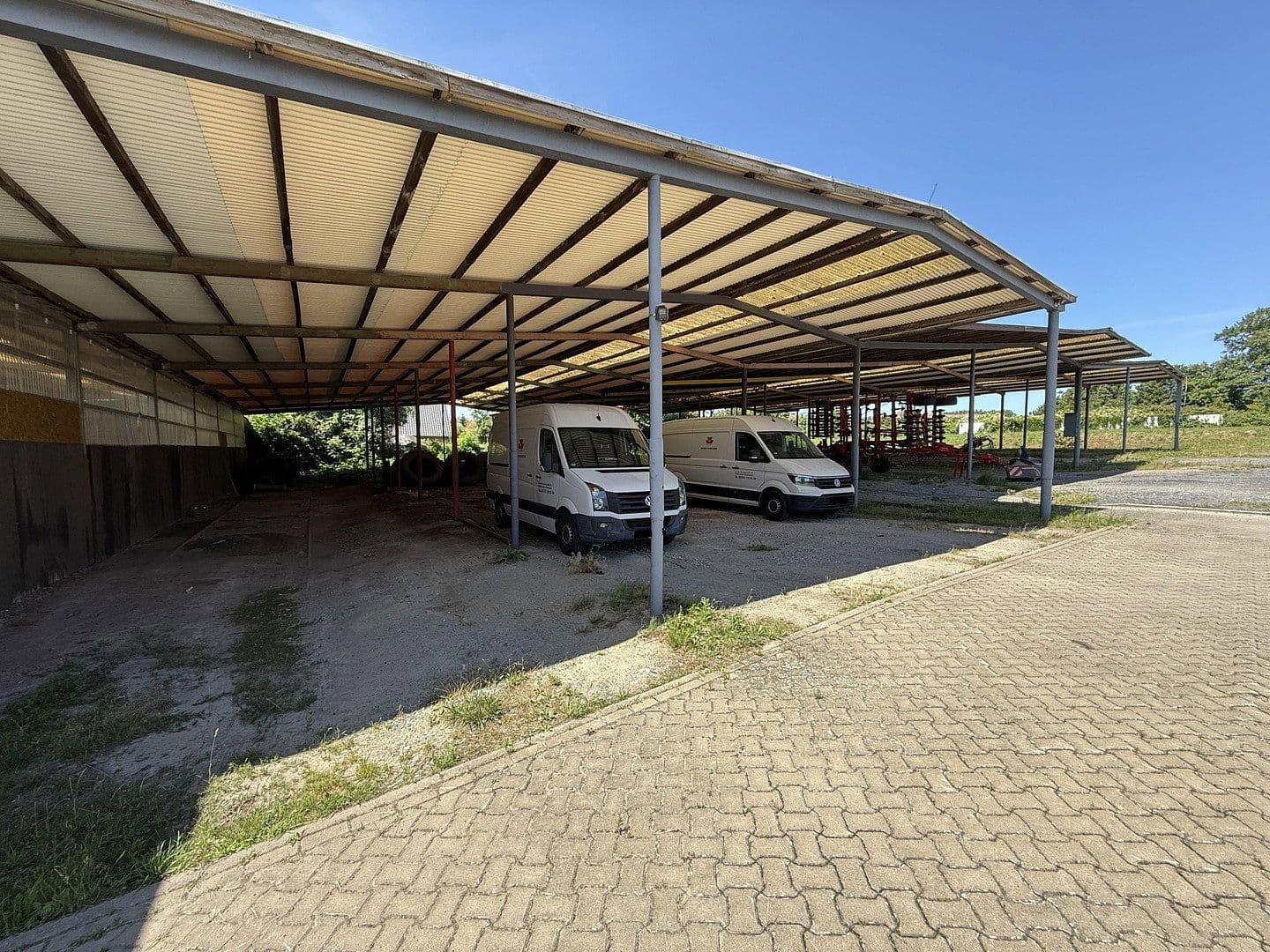Predaj nebytového priestoru 25.499 m², An der Bundesstraße 1, Ilsede, Dolné Sasko Predaj nebytového priestoru 25.499 m², An der Bundesstraße 1, Ilsede, Dolné Sasko