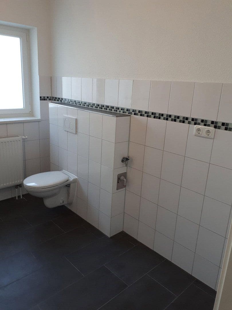 Prenájom bytu 3-izbový 110 m², Lübeck, Šlezvicko-Holštajnsko Prenájom bytu 3-izbový 110 m², Lübeck, Šlezvicko-Holštajnsko