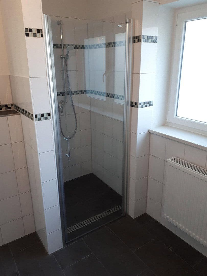 Prenájom bytu 3-izbový 110 m², Lübeck, Šlezvicko-Holštajnsko Prenájom bytu 3-izbový 110 m², Lübeck, Šlezvicko-Holštajnsko