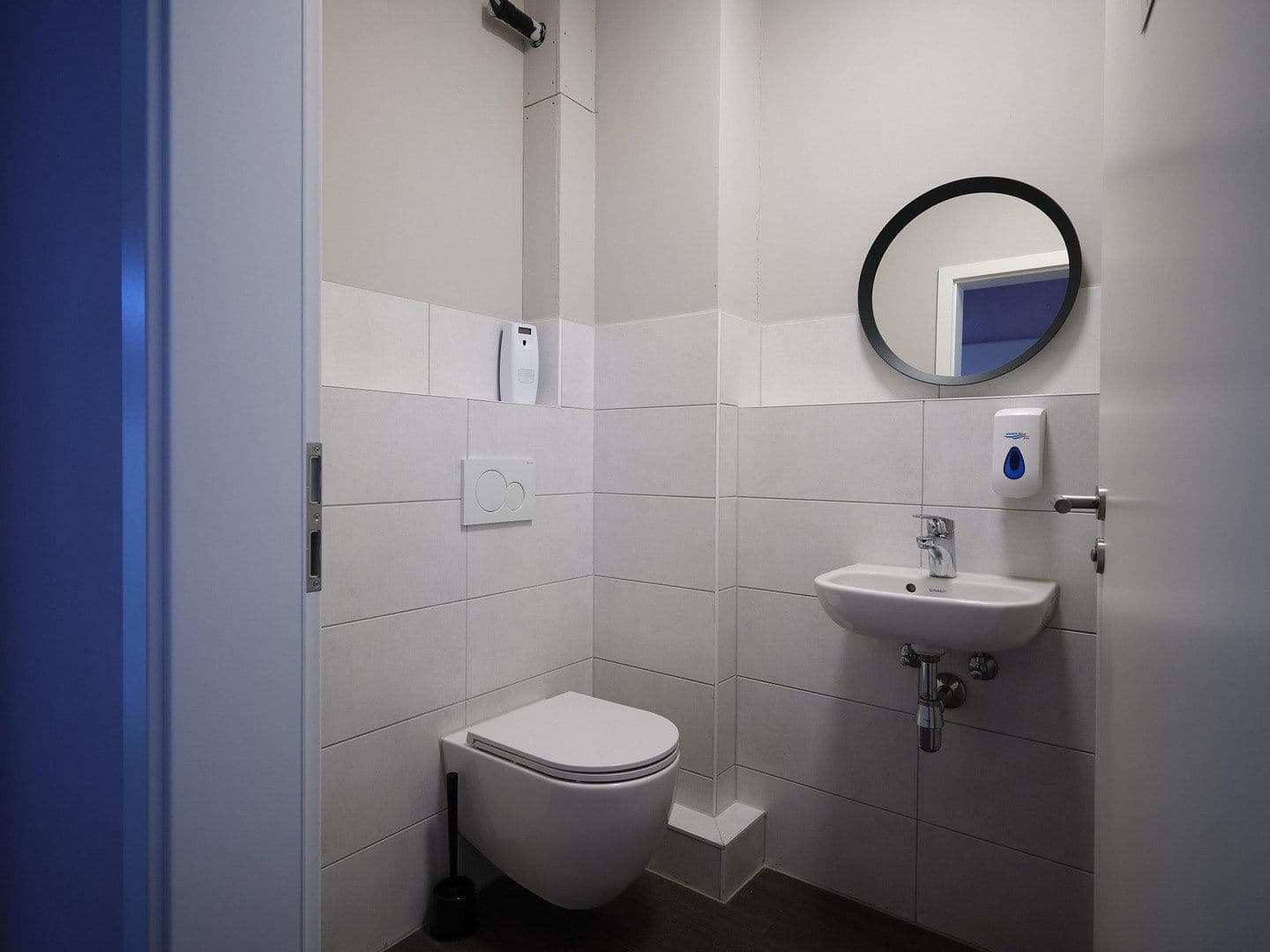 Prenájom kancelárie 87 m², Hauptstr. 4, Weißbach, Bádensko-Wurttembersko Prenájom kancelárie 87 m², Hauptstr. 4, Weißbach, Bádensko-Wurttembersko