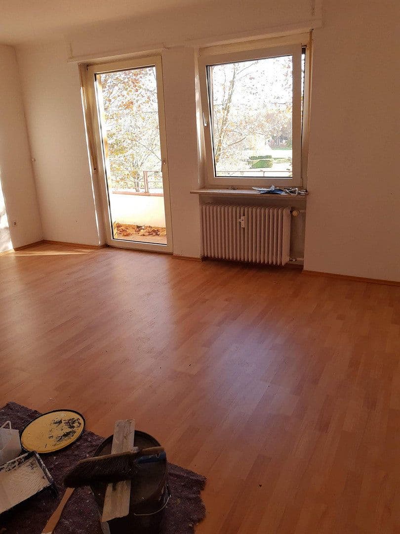 Prenájom bytu 4-izbový 105 m², Zweibrücken, Porýnie-Falcko Prenájom bytu 4-izbový 105 m², Zweibrücken, Porýnie-Falcko