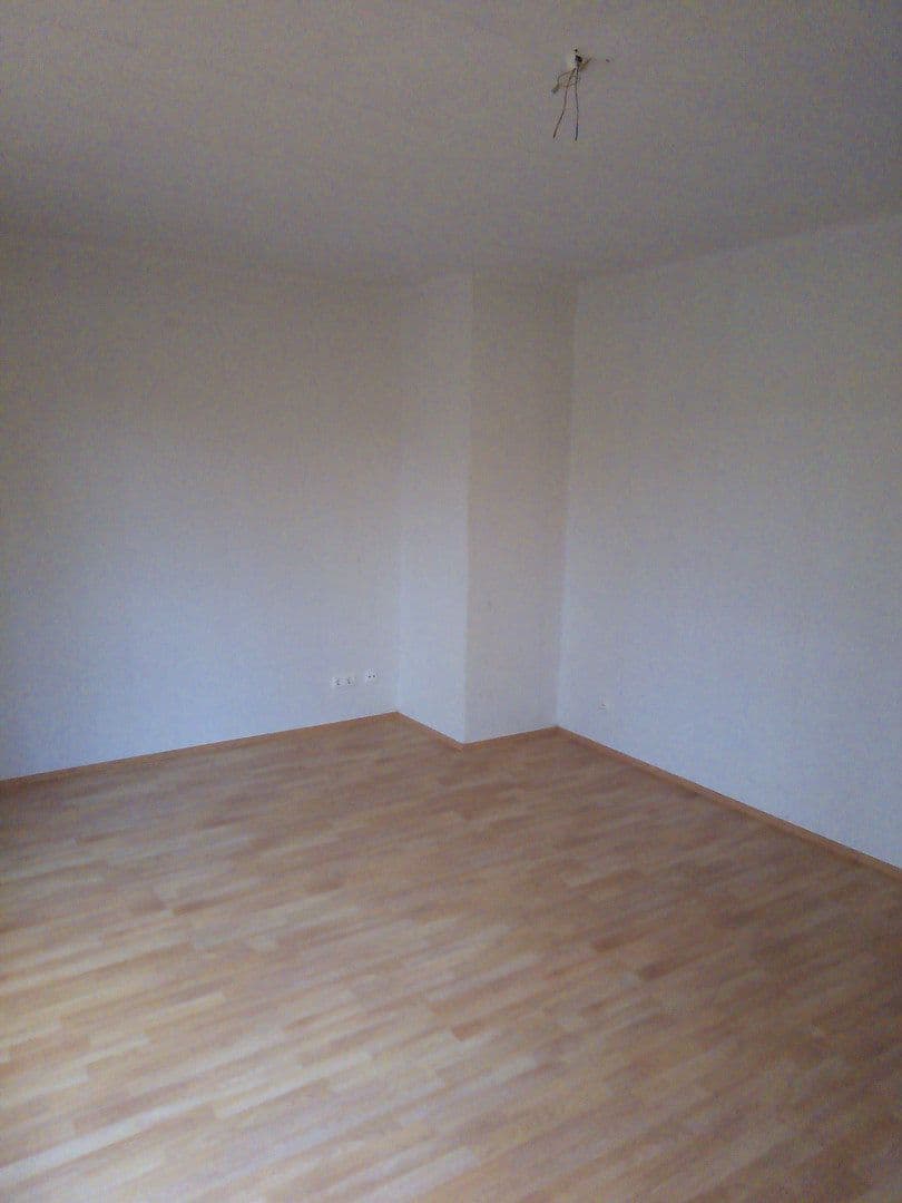 Prenájom bytu 4-izbový 105 m², Zweibrücken, Porýnie-Falcko Prenájom bytu 4-izbový 105 m², Zweibrücken, Porýnie-Falcko
