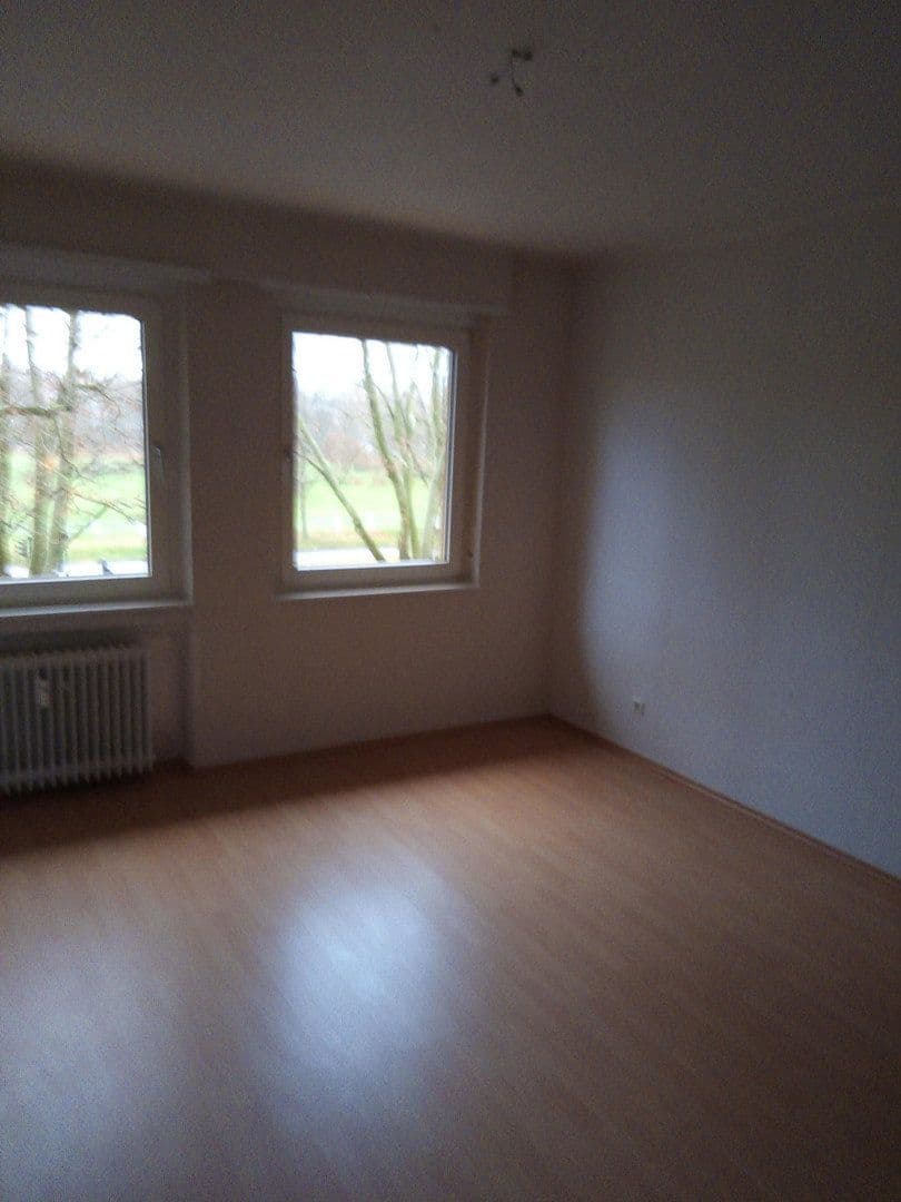 Prenájom bytu 4-izbový 105 m², Zweibrücken, Porýnie-Falcko Prenájom bytu 4-izbový 105 m², Zweibrücken, Porýnie-Falcko