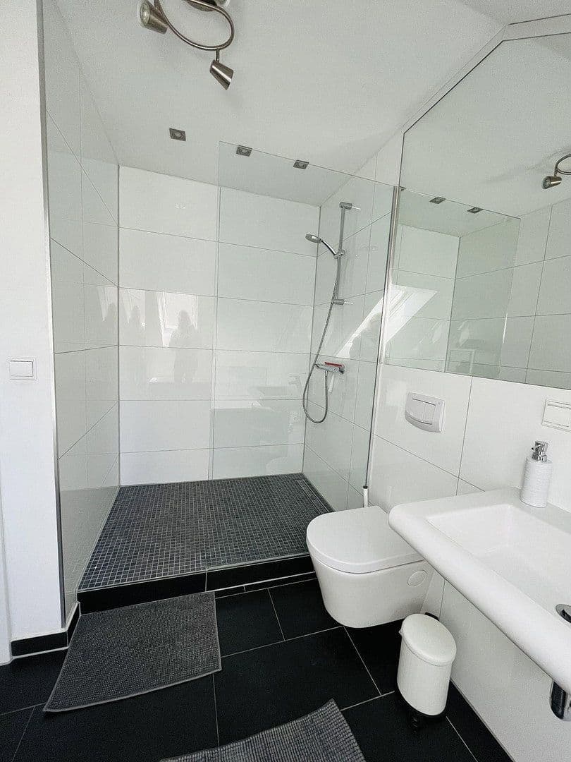 Predaj bytu 3-izbový 78 m², Hannover, Dolné Sasko Predaj bytu 3-izbový 78 m², Hannover, Dolné Sasko