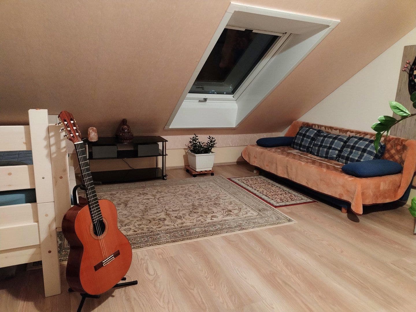 Predaj domu 141 m², pozemok 252 m², Ingolstadt, Bavorsko Predaj domu 141 m², pozemok 252 m², Ingolstadt, Bavorsko
