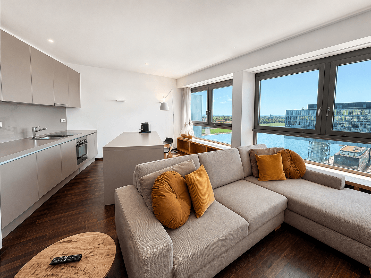 Prenájom bytu 2-izbový 60 m², Im Zollhafen 12, Köln, Severné Porýnie - Westfálsko Prenájom bytu 2-izbový 60 m², Im Zollhafen 12, Köln, Severné Porýnie - Westfálsko