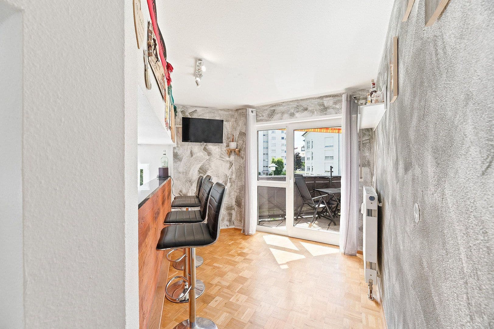 Prenájom bytu 4-izbový 109 m², Leonberg, Bádensko-Wurttembersko Prenájom bytu 4-izbový 109 m², Leonberg, Bádensko-Wurttembersko