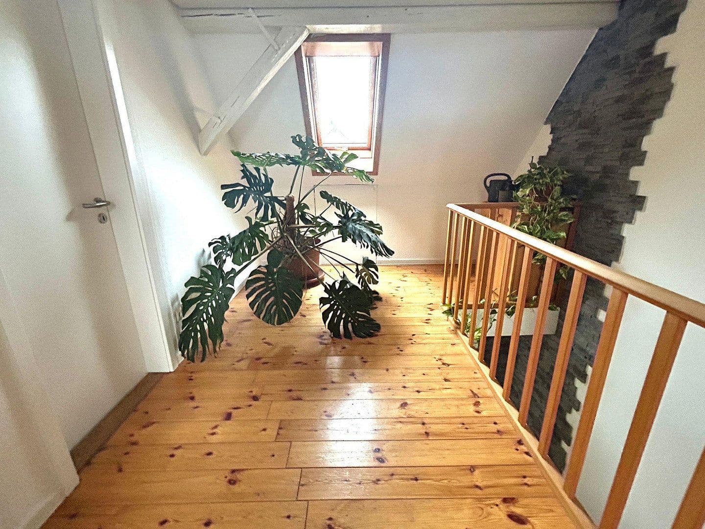 Prenájom bytu 6-izbový 146 m², Holzgrundstraße 17/2, Kornwestheim, Bádensko-Wurttembersko Prenájom bytu 6-izbový 146 m², Holzgrundstraße 17/2, Kornwestheim, Bádensko-Wurttembersko