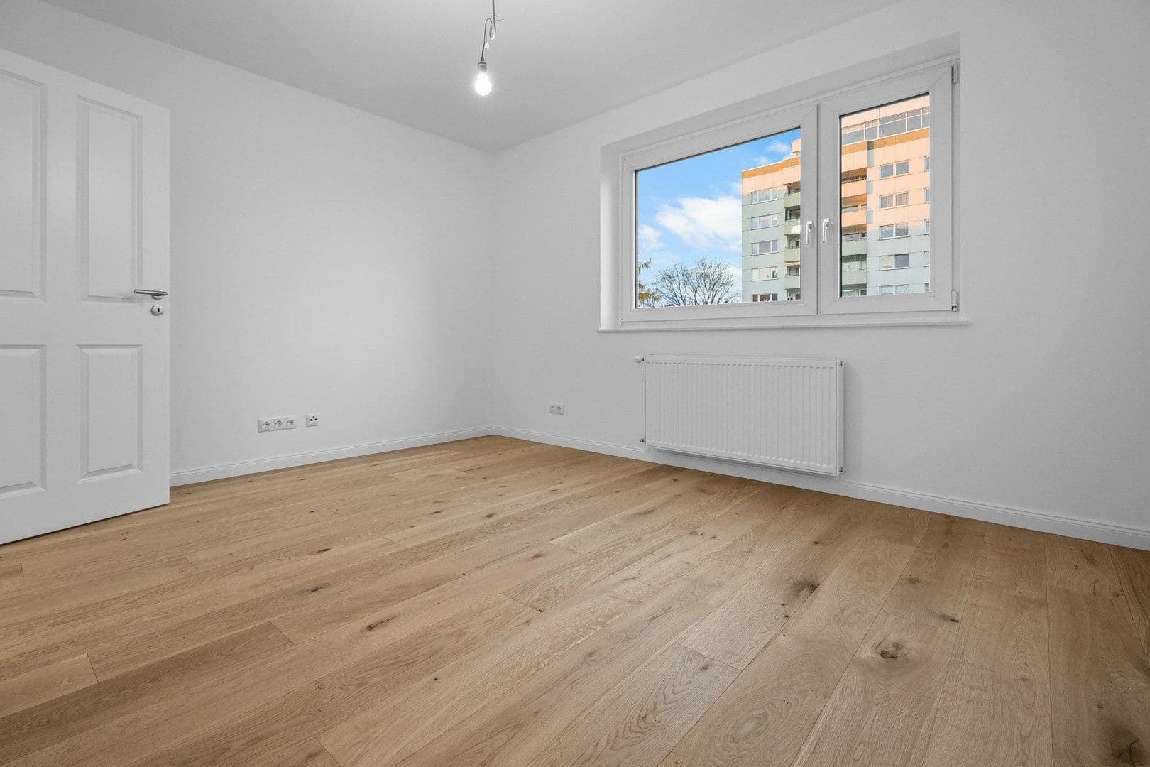 Prenájom bytu 2-izbový 56 m², Berliner Straße 11, Hannover, Dolné Sasko Prenájom bytu 2-izbový 56 m², Berliner Straße 11, Hannover, Dolné Sasko