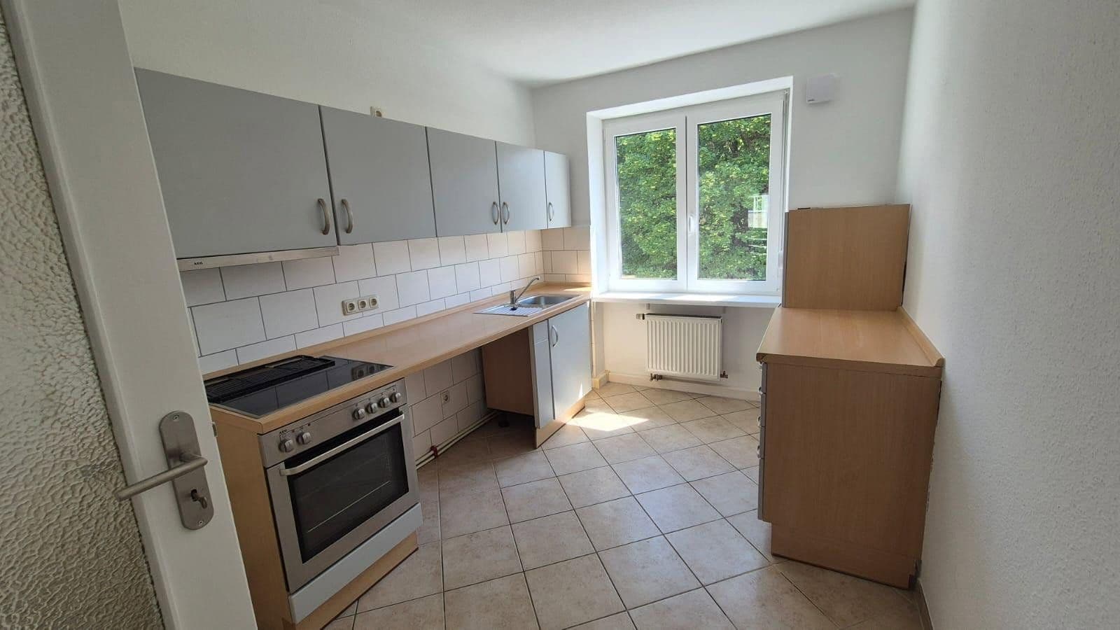 Prenájom bytu 3-izbový 74 m², Von-der-Tann-Straße 139, Nürnberg, Bavorsko Prenájom bytu 3-izbový 74 m², Von-der-Tann-Straße 139, Nürnberg, Bavorsko