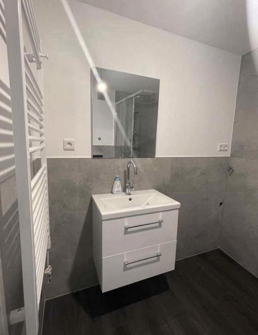 Prenájom bytu 2-izbový 60 m², Aachen, Severné Porýnie - Westfálsko Prenájom bytu 2-izbový 60 m², Aachen, Severné Porýnie - Westfálsko