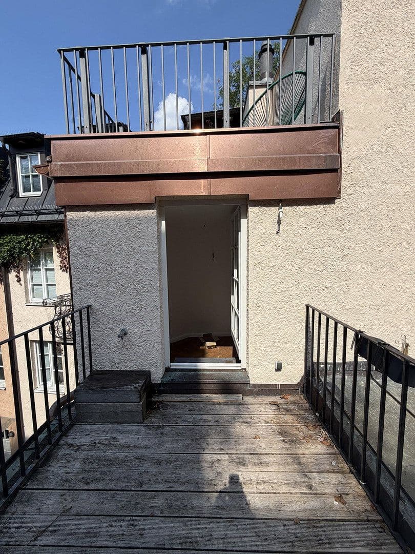 Predaj bytu 2-izbový 78 m², München, Bavorsko Predaj bytu 2-izbový 78 m², München, Bavorsko