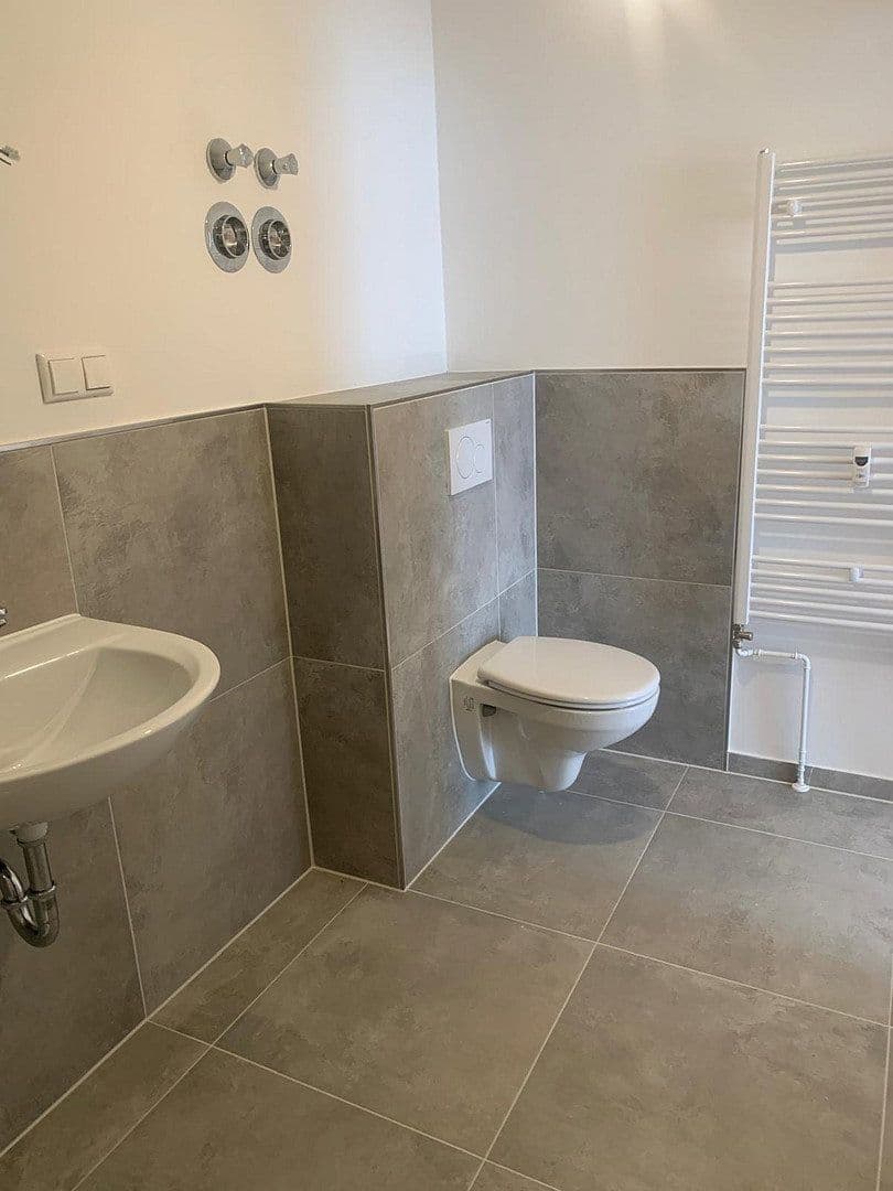 Prenájom bytu 2-izbový 69 m², Feldbergstraße 14, Heusenstamm, Hesensko Prenájom bytu 2-izbový 69 m², Feldbergstraße 14, Heusenstamm, Hesensko