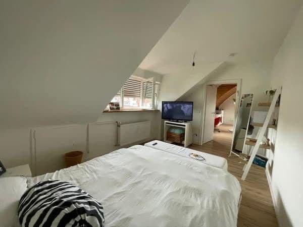 Prenájom domu 280 m², pozemok 260 m², Stuttgart, Bádensko-Wurttembersko Prenájom domu 280 m², pozemok 260 m², Stuttgart, Bádensko-Wurttembersko