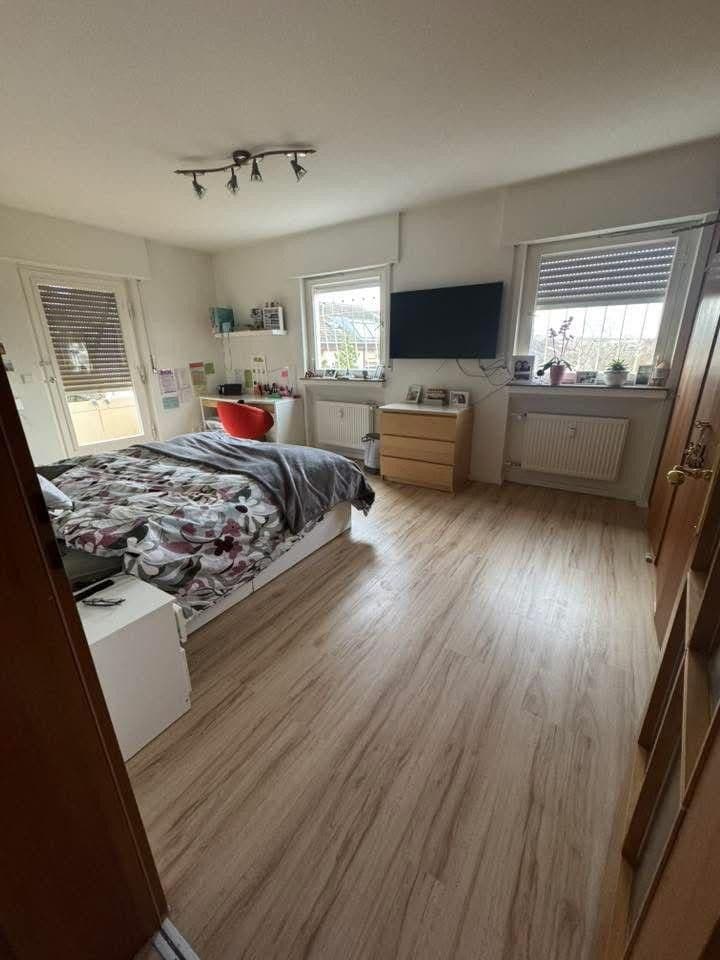 Prenájom domu 280 m², pozemok 260 m², Stuttgart, Bádensko-Wurttembersko Prenájom domu 280 m², pozemok 260 m², Stuttgart, Bádensko-Wurttembersko