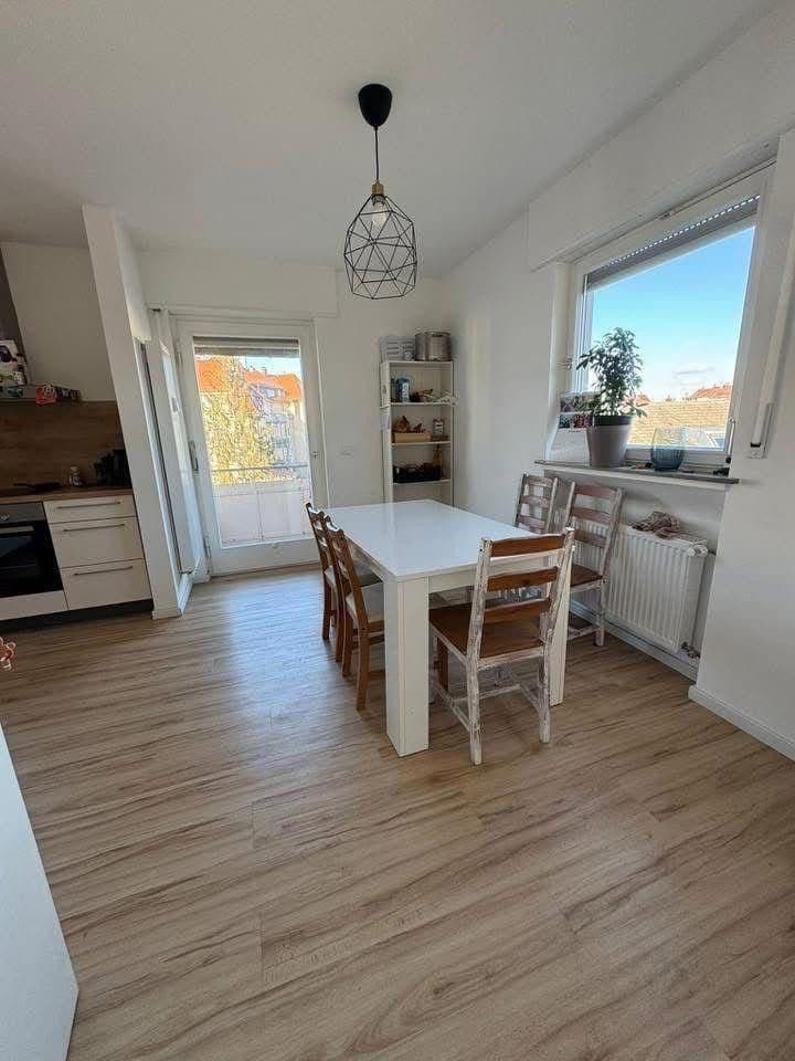 Prenájom domu 280 m², pozemok 260 m², Stuttgart, Bádensko-Wurttembersko Prenájom domu 280 m², pozemok 260 m², Stuttgart, Bádensko-Wurttembersko