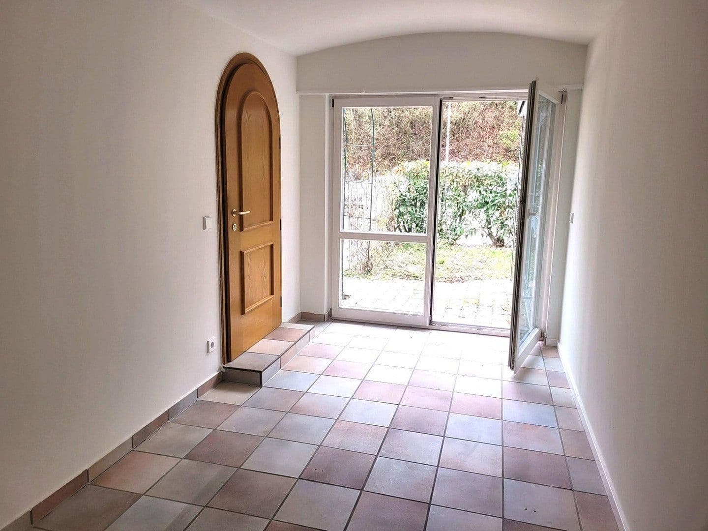 Prenájom domu 280 m², pozemok 260 m², Stuttgart, Bádensko-Wurttembersko Prenájom domu 280 m², pozemok 260 m², Stuttgart, Bádensko-Wurttembersko