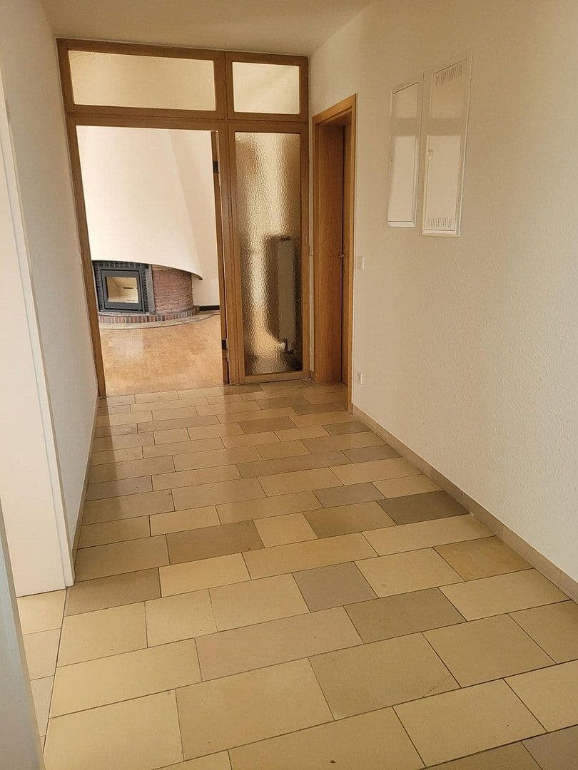 Prenájom domu 280 m², pozemok 260 m², Stuttgart, Bádensko-Wurttembersko Prenájom domu 280 m², pozemok 260 m², Stuttgart, Bádensko-Wurttembersko