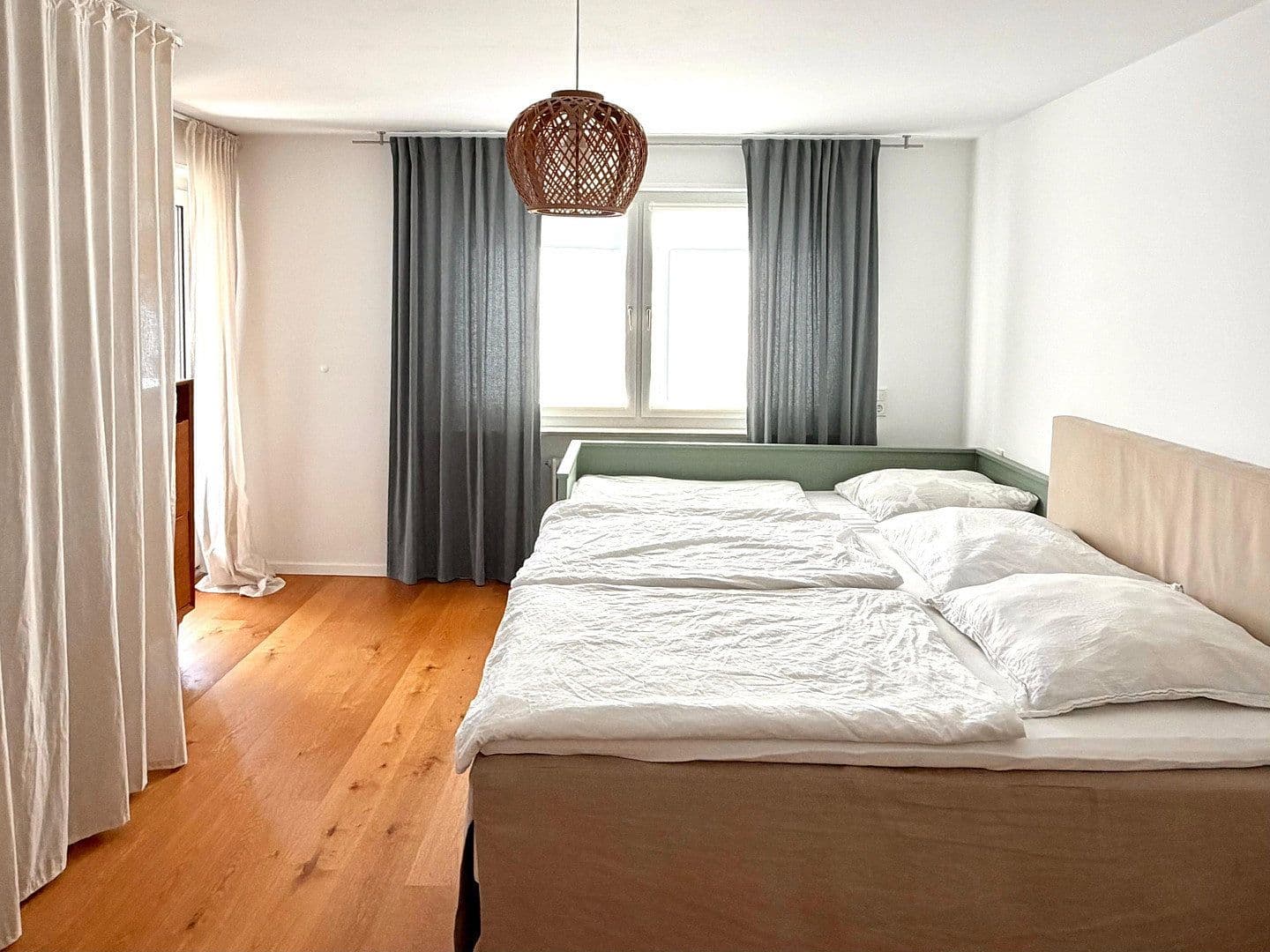 Predaj bytu 4-izbový 97 m², Stuttgart, Bádensko-Wurttembersko Predaj bytu 4-izbový 97 m², Stuttgart, Bádensko-Wurttembersko