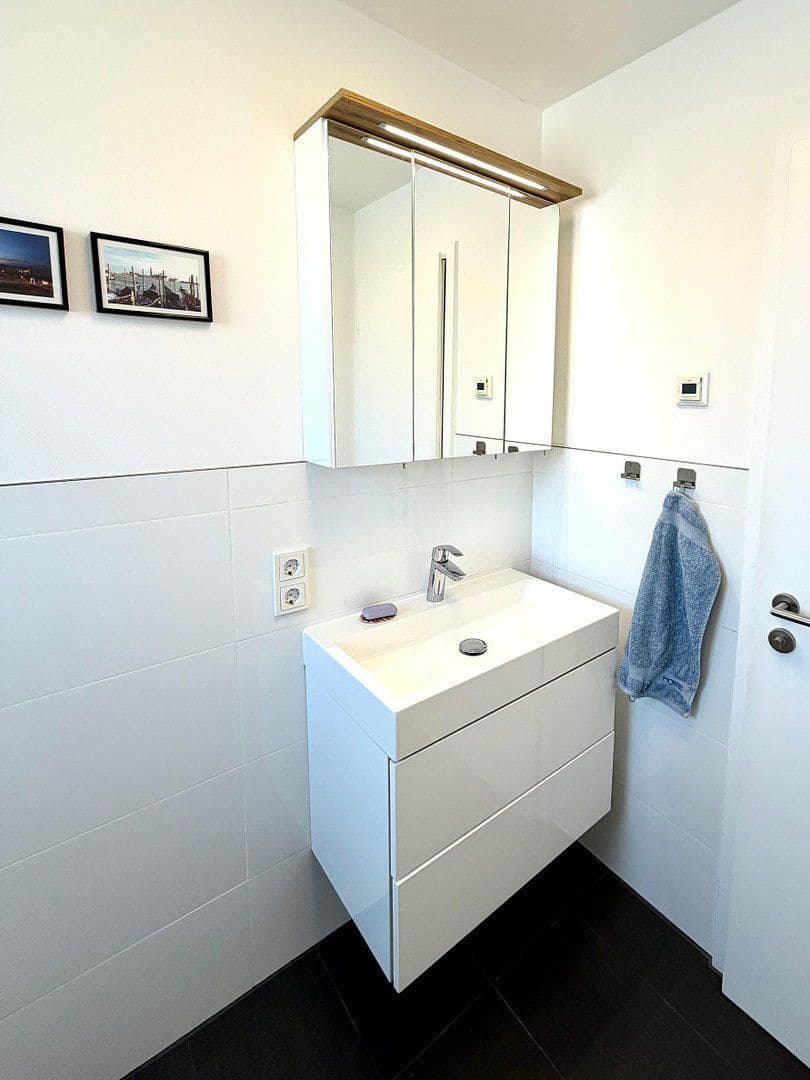 Predaj bytu 4-izbový 97 m², Stuttgart, Bádensko-Wurttembersko Predaj bytu 4-izbový 97 m², Stuttgart, Bádensko-Wurttembersko