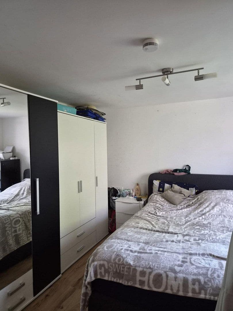 Prenájom bytu 3-izbový 63 m², Brunnenweg 3, Loßburg, Bádensko-Wurttembersko Prenájom bytu 3-izbový 63 m², Brunnenweg 3, Loßburg, Bádensko-Wurttembersko