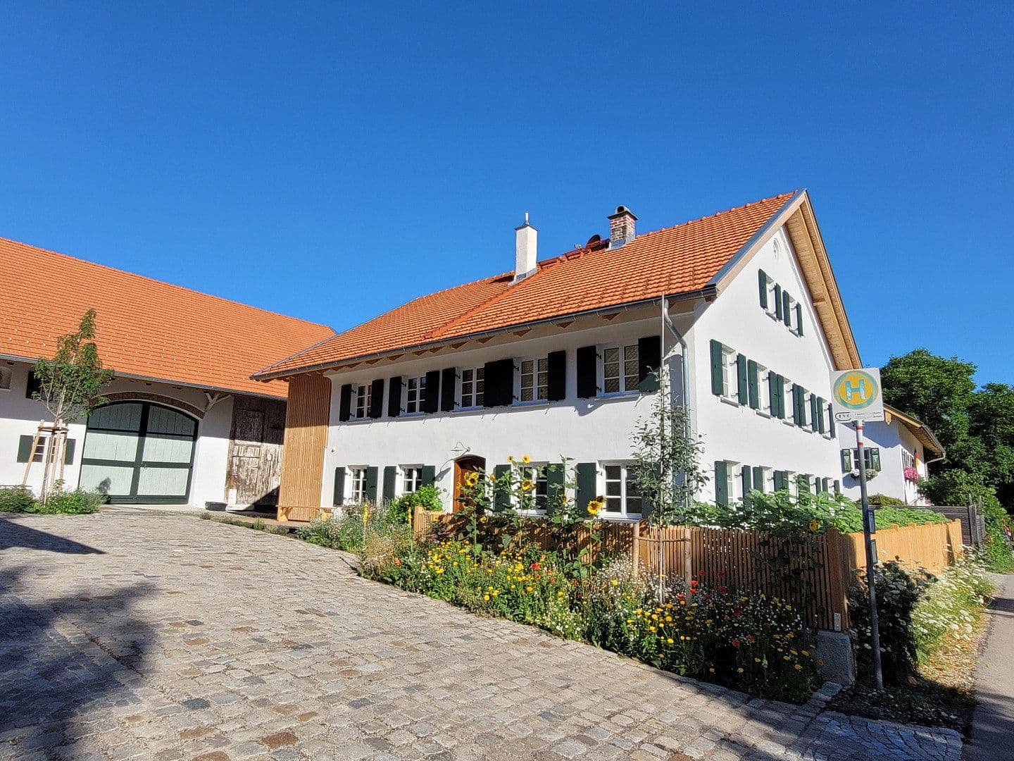 Prenájom bytu 4-izbový 60 m², Fuchstal / Leeder, Bavorsko Prenájom bytu 4-izbový 60 m², Fuchstal / Leeder, Bavorsko
